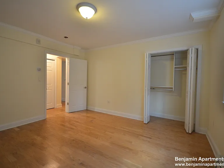 50 Alton Pl #1 — Photo 8