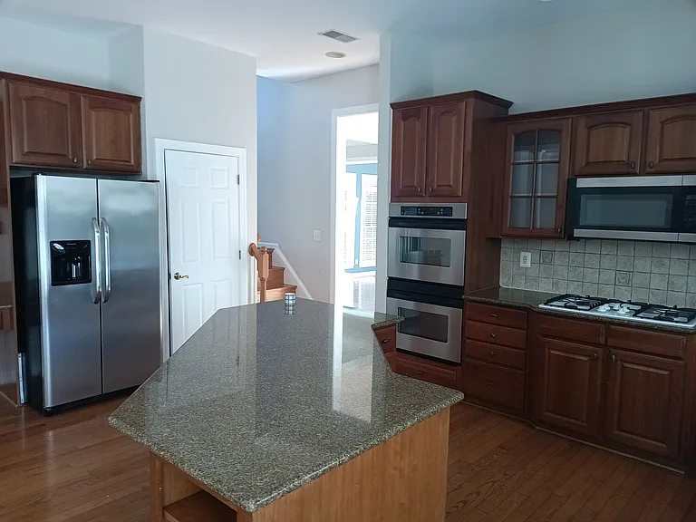 22078 Vantage Pointe Pl — Photo 30