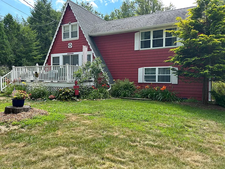 184 Browns Pasture Rd — Photo 1