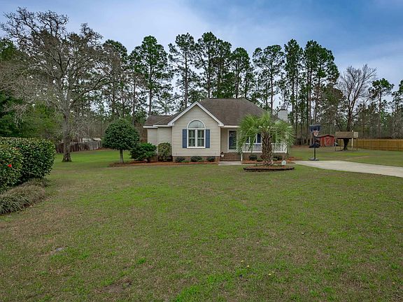 2nd image of 1381 Inverness Forest Dr