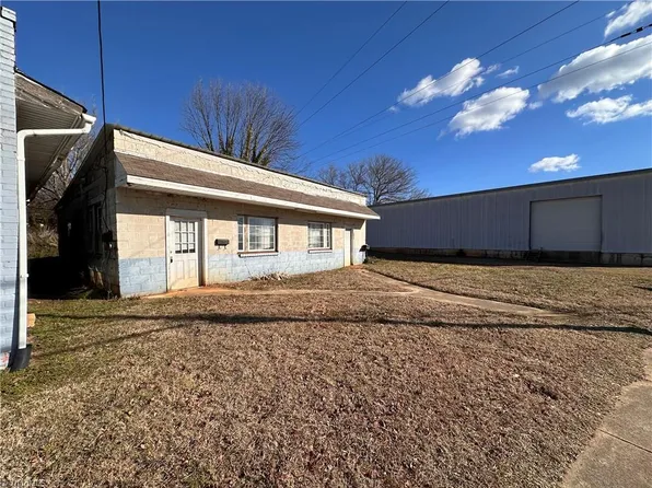 441 E Depot St, Mocksville, NC 27028