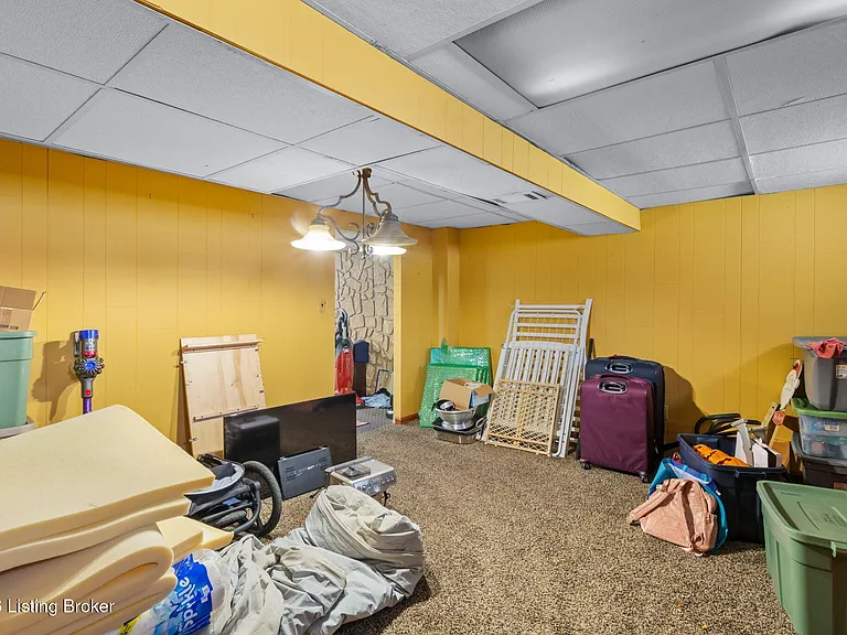 10807 Helmsdale Ln — Photo 43