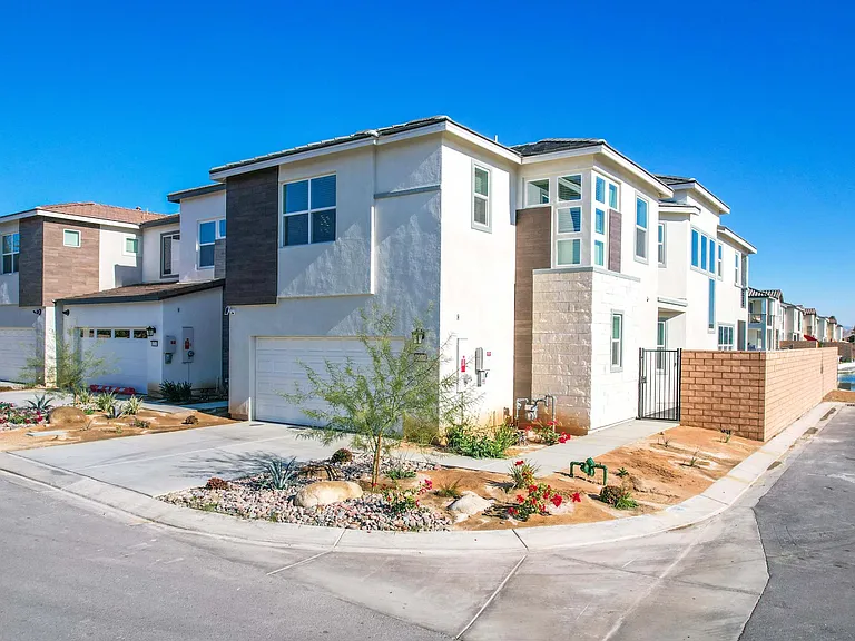 43180 Portuale Ct — Photo 49