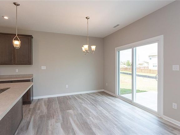 5th image of 2243 Trefoil Dr