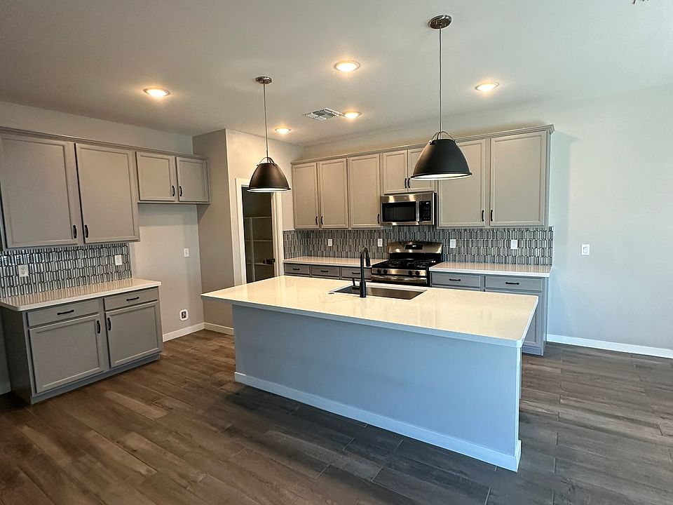 1st image of 12547 W Stella Ln