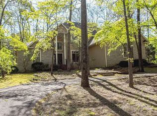 2810 Inwood Dr, Harrison, AR 72601