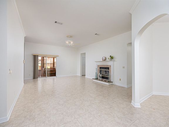 5th image of 119 Villacrest Dr