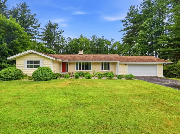 55 Paul Dr, Lee, MA 01238