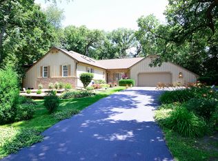 4N571 Pathfinder Dr, Elburn, IL 60119