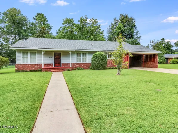 206 E Smiley St, Opelousas, LA 70570