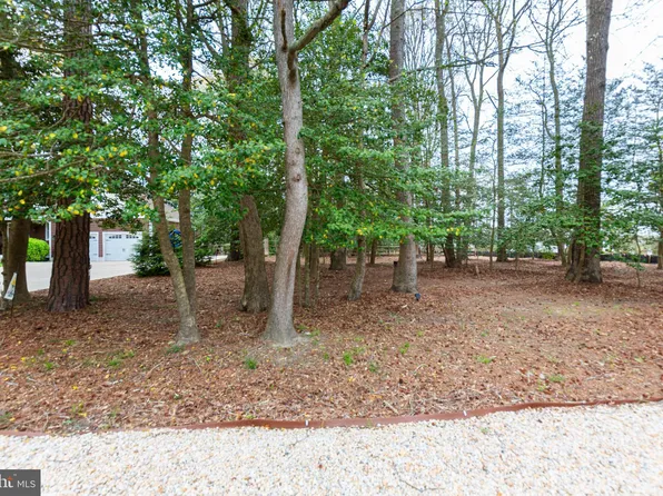 15 Club House Dr, Rehoboth Beach, DE 19971
