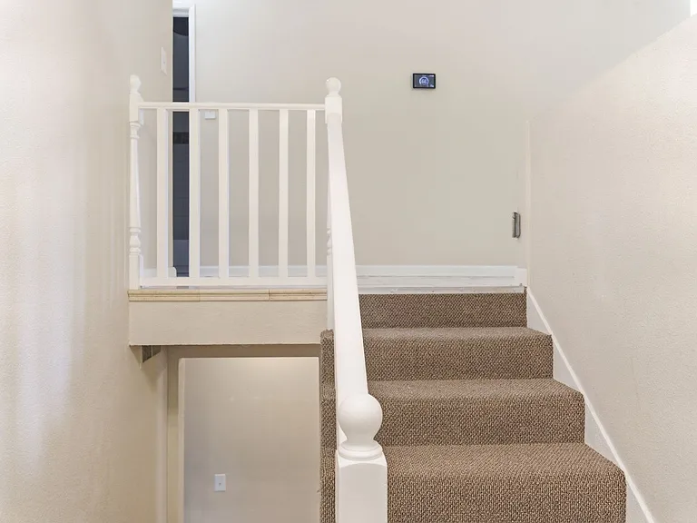 429 S Miller St — Photo 2