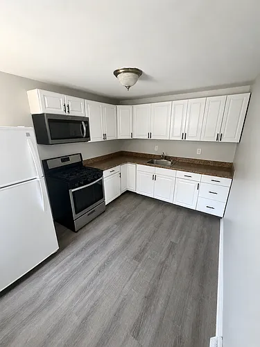 6128 Master St Photo 1