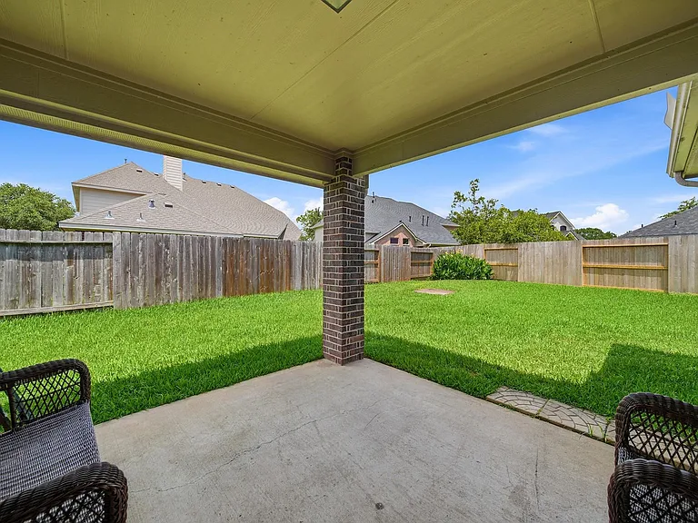 321 Preston Ln — Photo 27