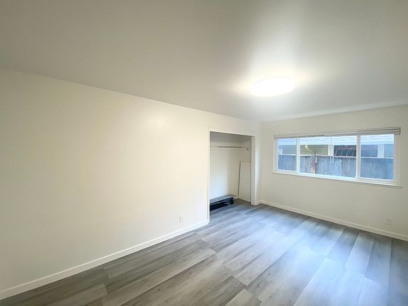3rd image of 3065 Richmond Blvd APT 4