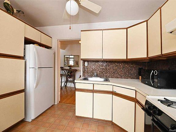 5th image of 14050 Burden Cres APT 3F