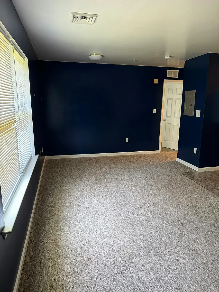 Livingroom - 507 Capitol Hwy #204