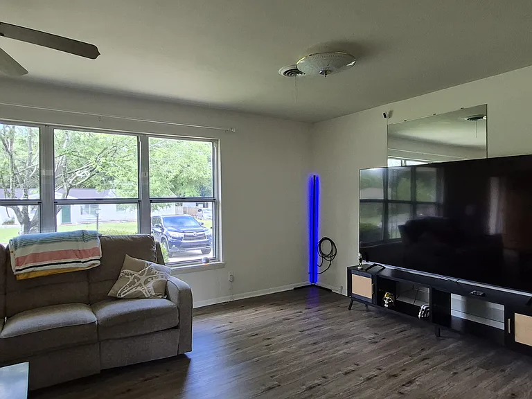 396 Andrew Dr — Photo 16