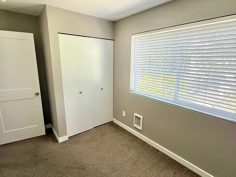 4236 TM Montlake Villas LLC — Photo 17