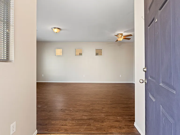 6066 S Cedar Elm Ln — Photo 4