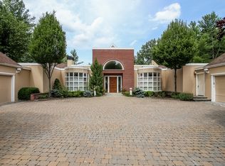 26 The Crossing, Purchase, NY 10577