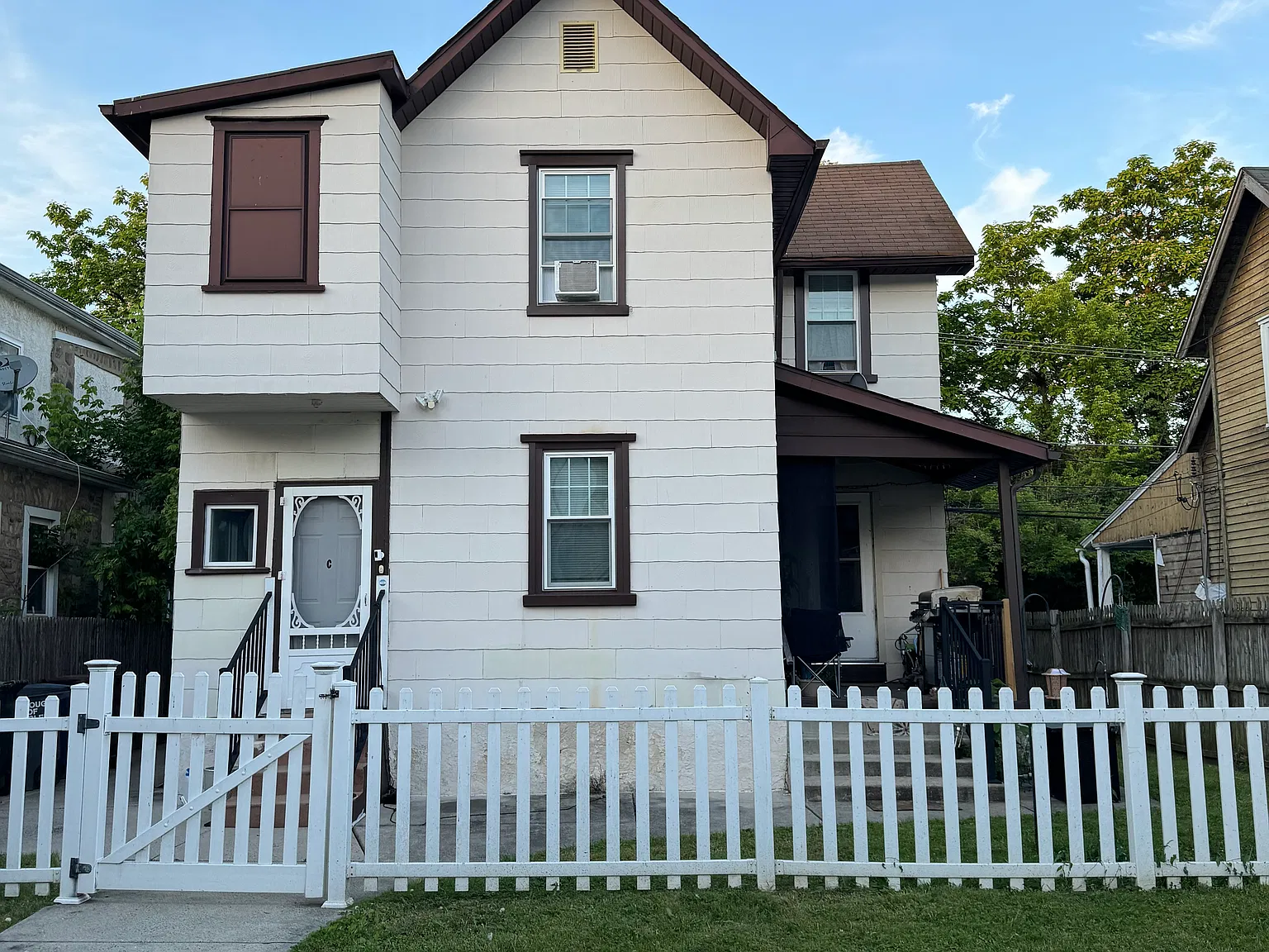 2 bed, $1,950 — Photo 3