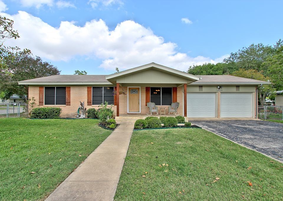 1st image of 1486 Marigold Dr