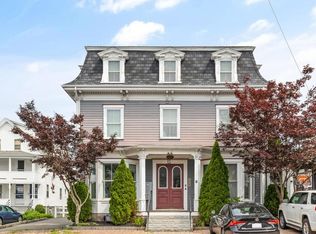 8 Common St APT 2, Stoneham, MA 02180