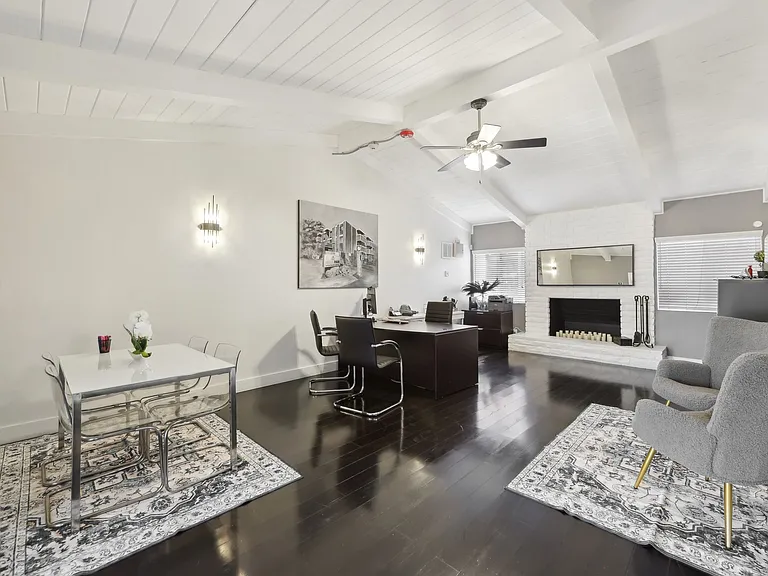 Metro Park Apartments - San Leandro — Photo 4