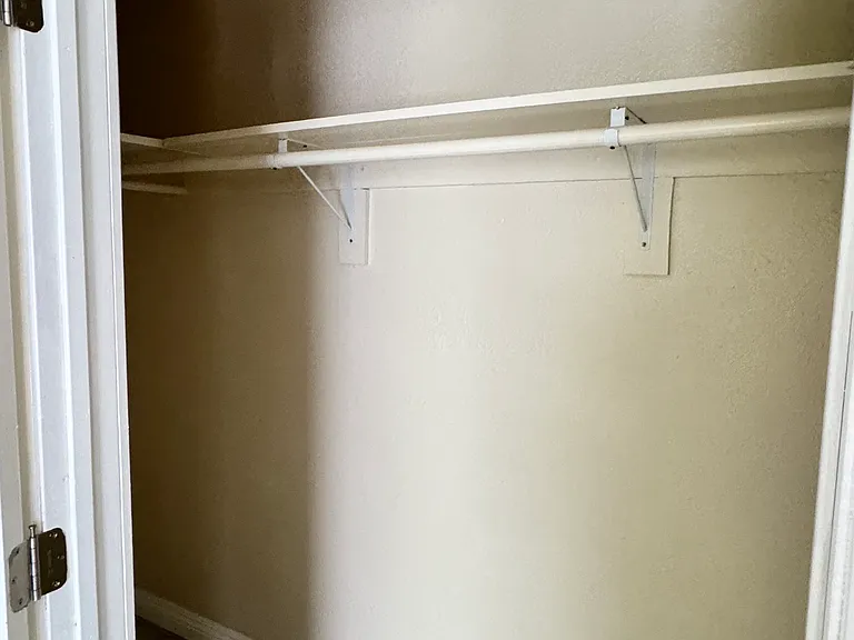 1929 Pine Ave #3 — Photo 10