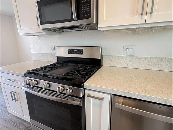 4th image of 1801-1803 Manhattan Beach Blvd #3