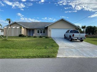17406 Foremost Ln, Pt Charlotte, FL 33948