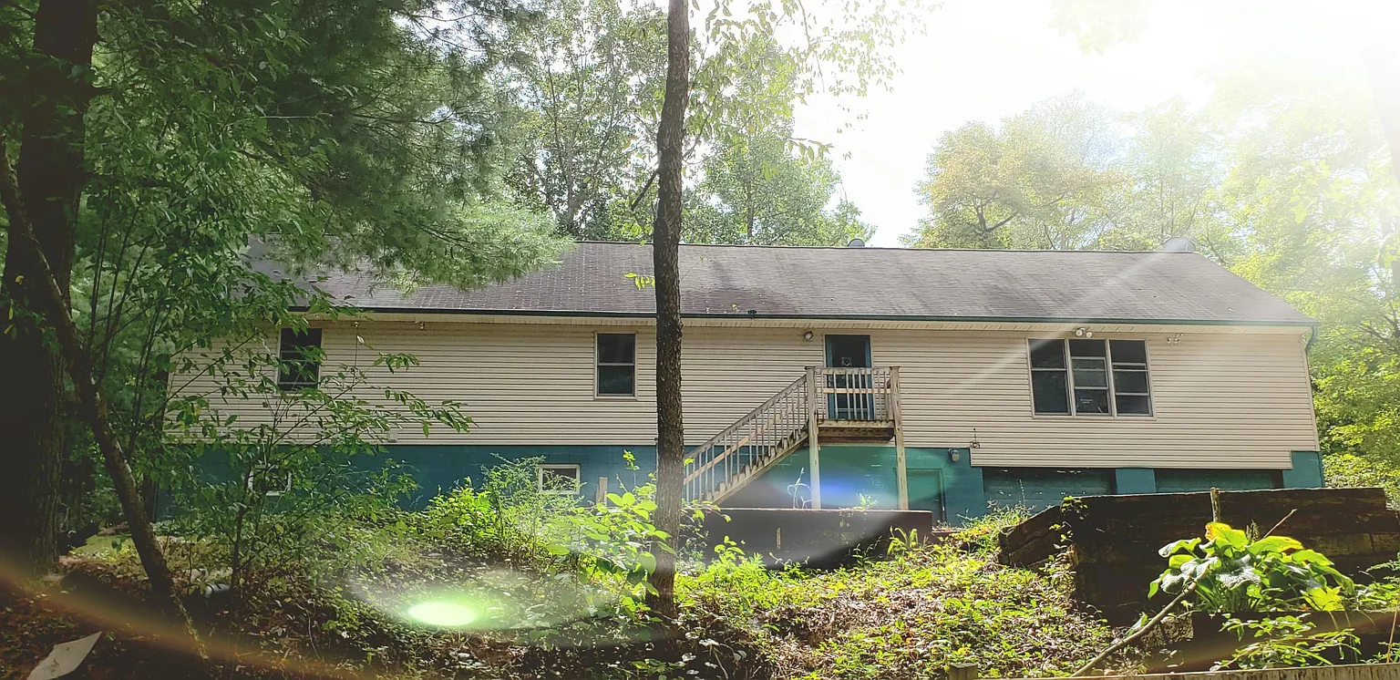 2795 Meister Rd SW photo 1
