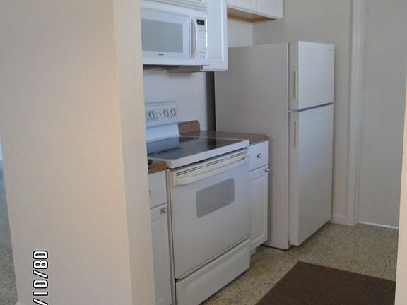 3rd image of 22194 Hernando Ave