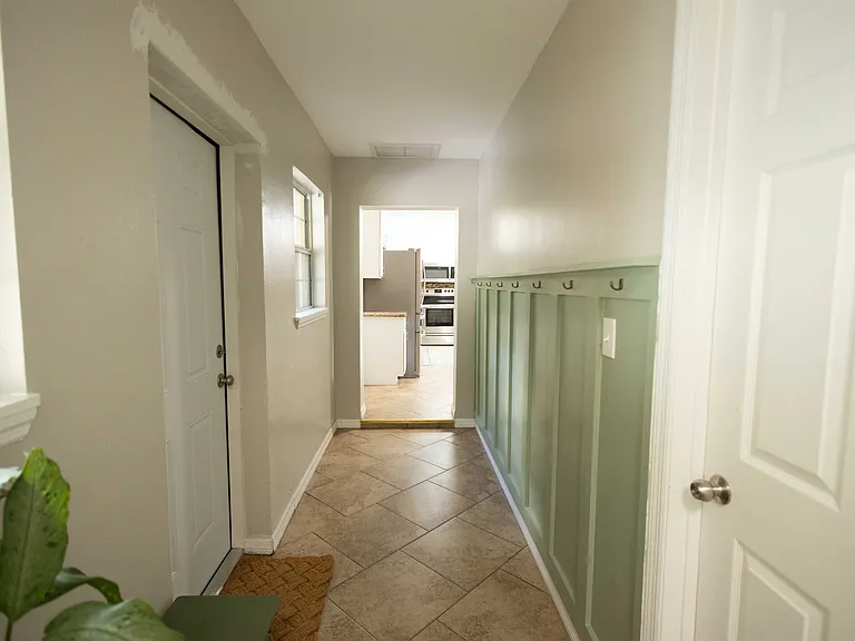 650 S Park Ave — Photo 21