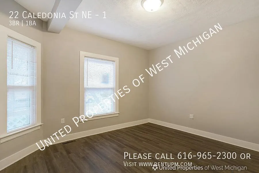 Building Photo - 22 Caledonia St NE #1