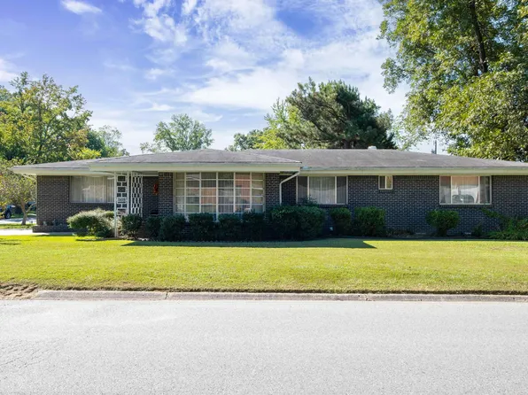 5619 Applewood Dr, N Little Rock, AR 72118
