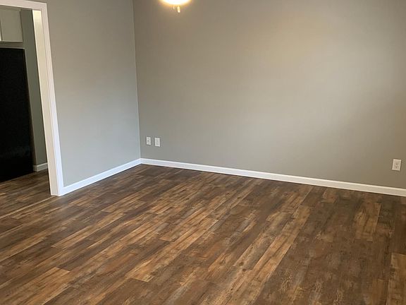 4th image of 39 Old Amherst Rd APT D4