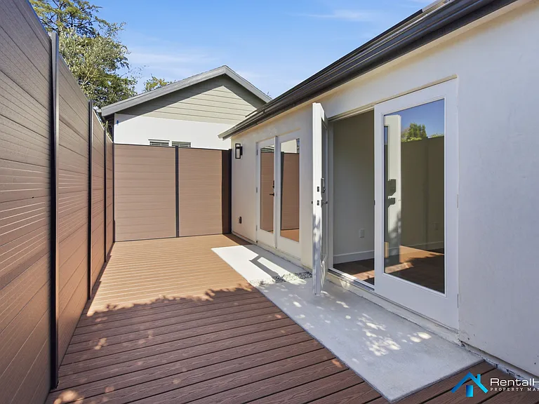 5746 Allott Ave — Photo 12