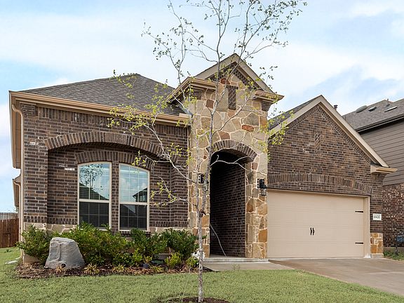 3rd image of 10620 Breezeway Dr
