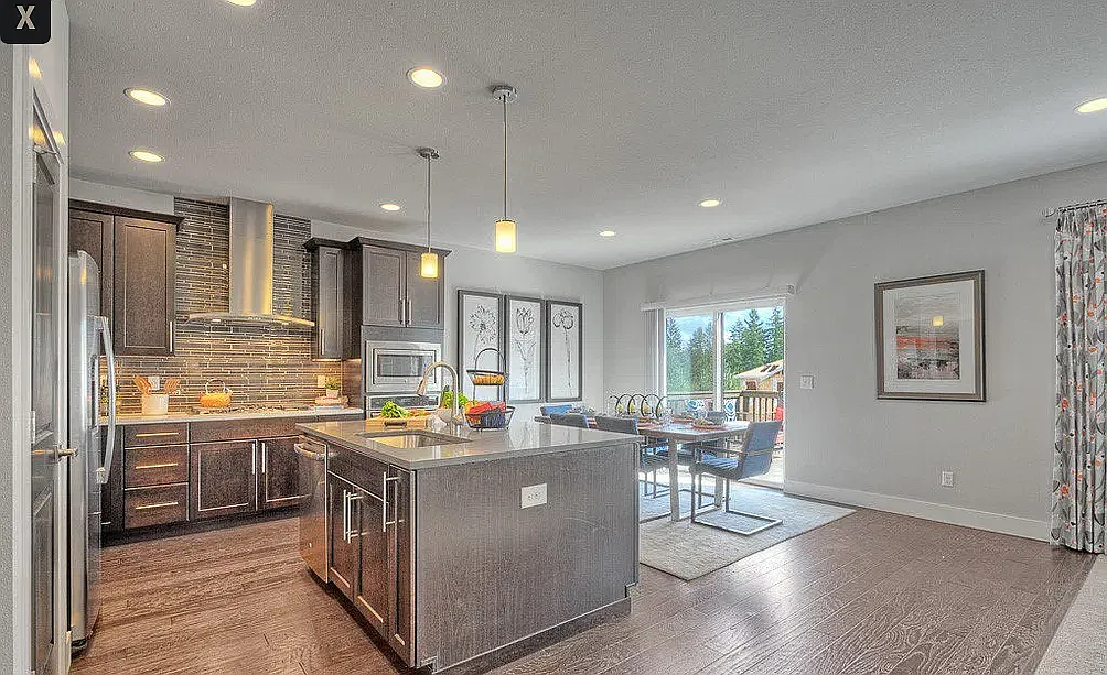 4 bed, 3.5 bath, 2850 sqft, $3,850 — Photo 3
