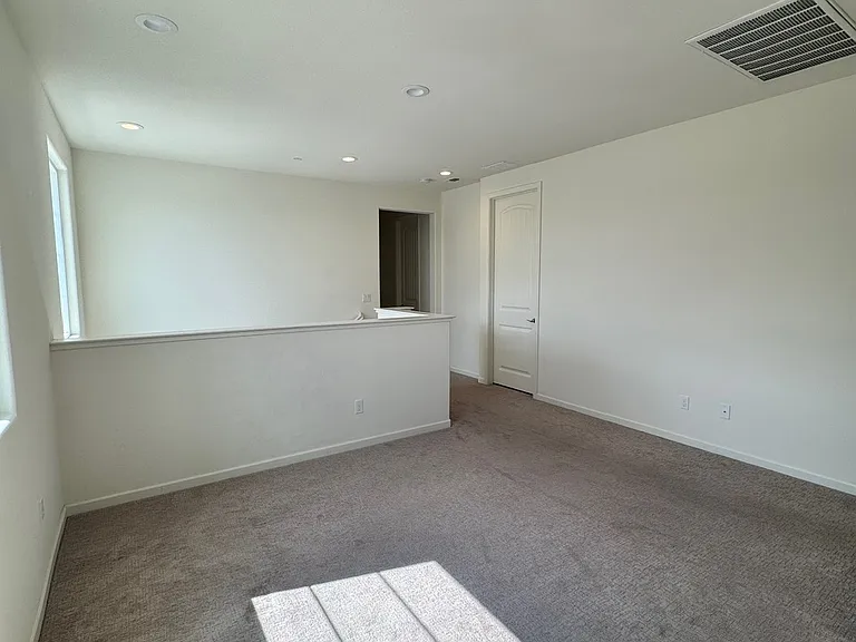 4389 Natomas Central Dr — Photo 14