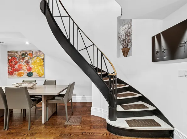 165 East 71st Street image 12 of 12