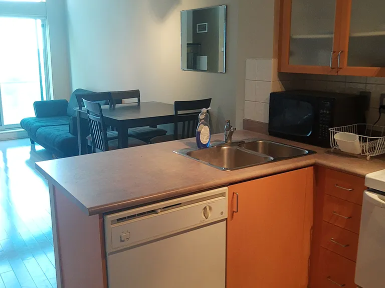 188 Doris Ave #1504 — Photo 2