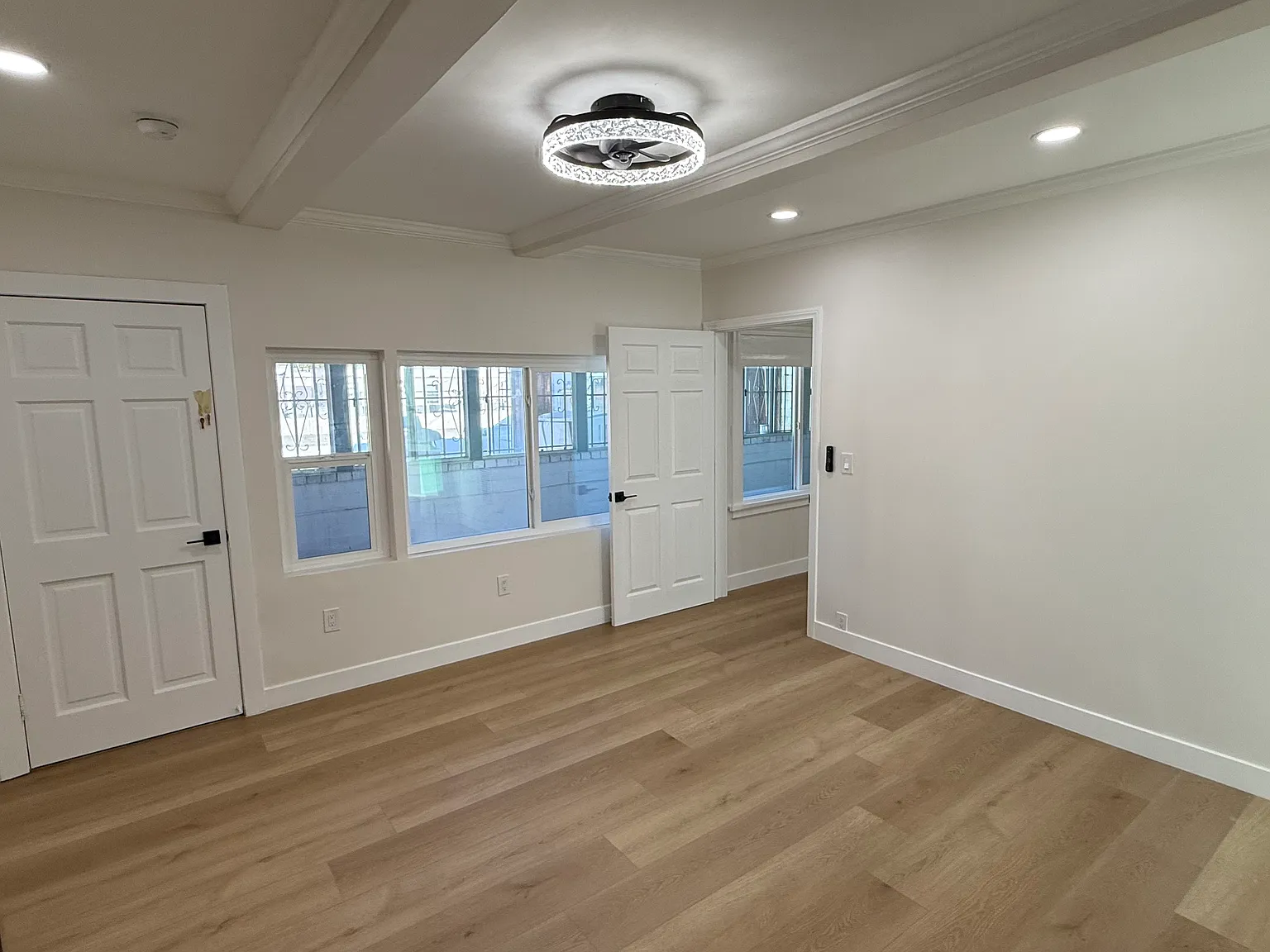 1 bed, 600 sqft, $2,098 — Photo 4