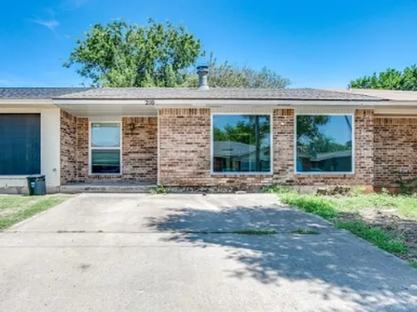 210 Kathleen Dr, Midwest City, OK 73110