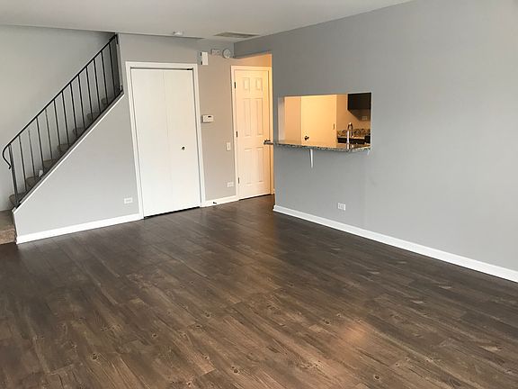 4th image of 305 Gregory St Unit 305