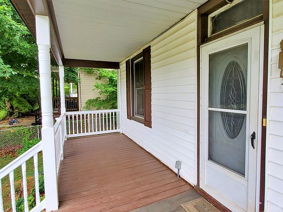 4th image of 1712 Fillmore St