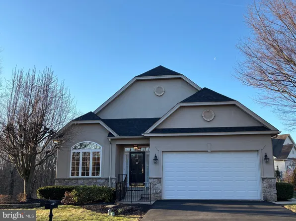 259 Kingsfield Dr, Souderton, PA 18964