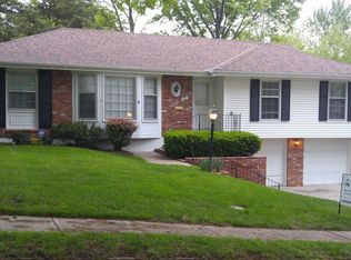 46 E 107th St, Kansas City, MO 64114